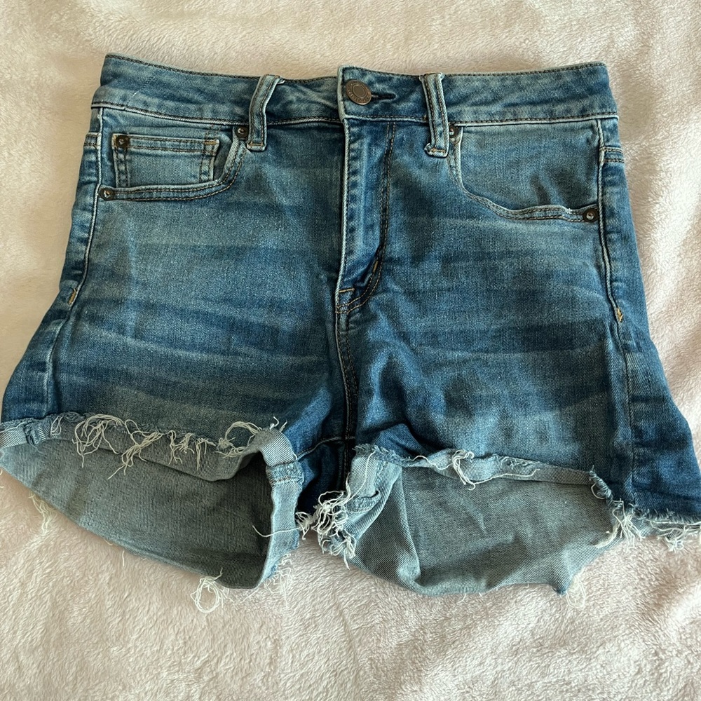 American Eagle Outfitter High Waisted Medium Wash Mini Jean Denim Cut Off Shorts